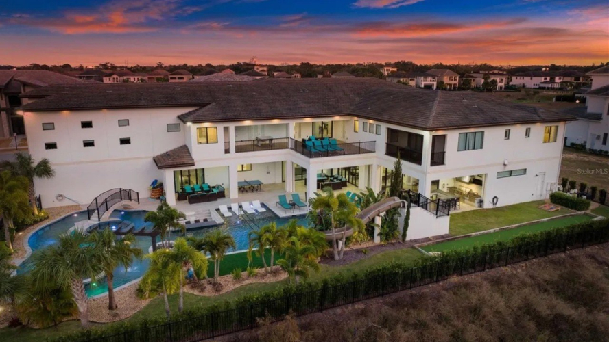 Jaw-Dropping 16-Bedroom Megamansion With Bowling Alley and Star Wars-Themed Bunkroom Lists for $14.5 Million