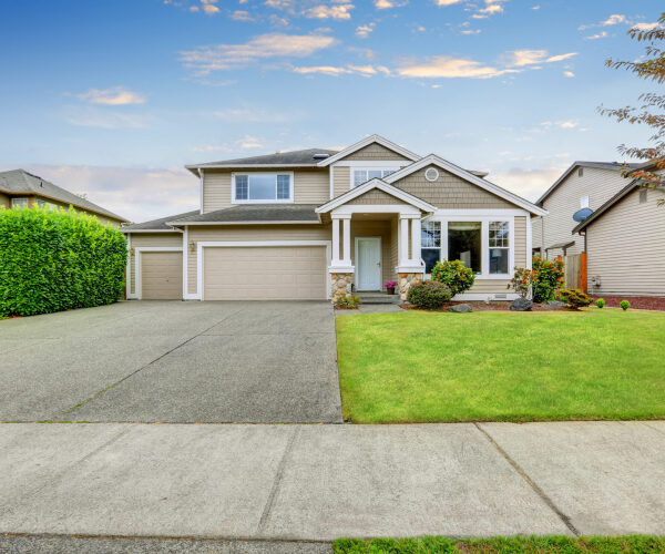 4 ways real estate agents can use AI to get more value from every listing