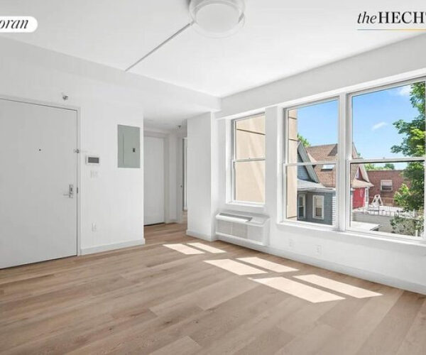 265 Ocean Pkwy # 2H, Brooklyn, NY 11218