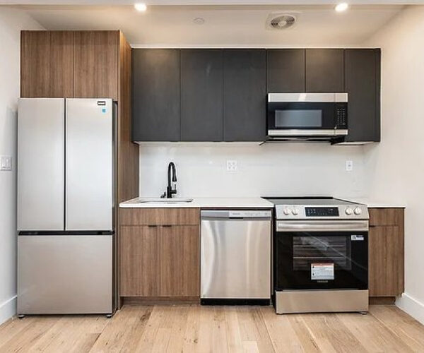 103 Moore St Unit 2M, Brooklyn, NY 11206