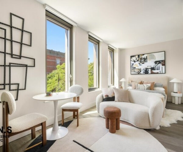 65 Dupont St Apt 111, Brooklyn, NY 11222