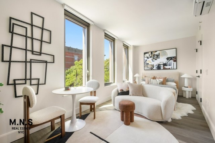 65 Dupont St Apt 111, Brooklyn, NY 11222