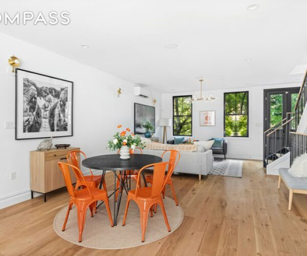 576 Carroll St Apt 2, Brooklyn, NY 11215