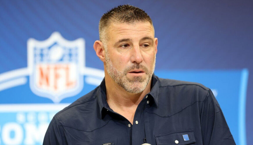 Mike Vrabel Will Step Away From Patriots to Focus on Wife and Kids