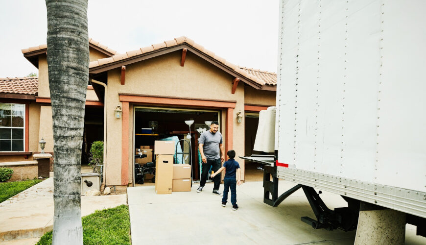 Californians Who Leave State Save $672 a Month on Housing