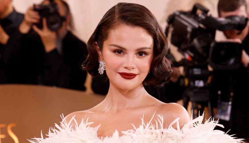 Selena Gomez Lists Her Bachelorette Pad in Encino for $6.5 Million