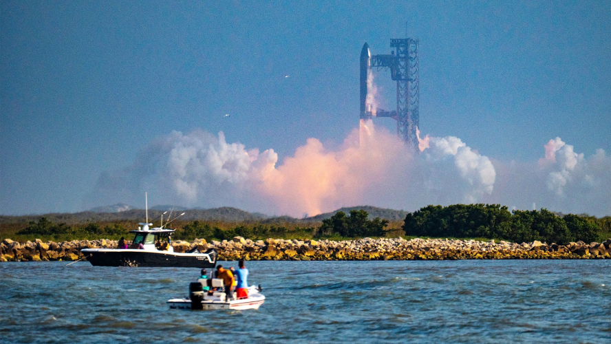 Texas Homeowners Accuse SpaceX of Damaging Property With Sonic Booms From Rockets