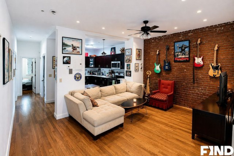 553 Gates Ave Apt 2, Brooklyn, NY 11221