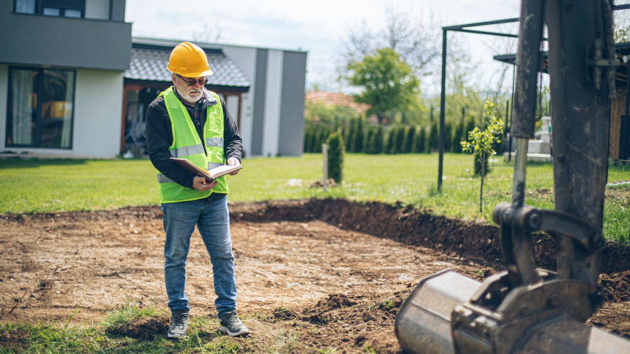 Homeowners Are Rushing To Grade Their Soil Ahead of Super El Niño