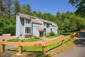 376 Great Rd Apt 15, Acton, MA 01720 | Realtor.com®