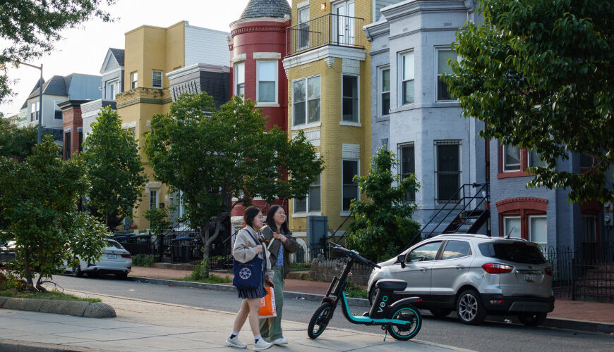 Buyers Want Walkability, but Agents Fear to Utter the Word
