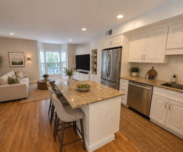 314 W 4th St Apt 3, Boston, MA 02127 | Realtor.com®