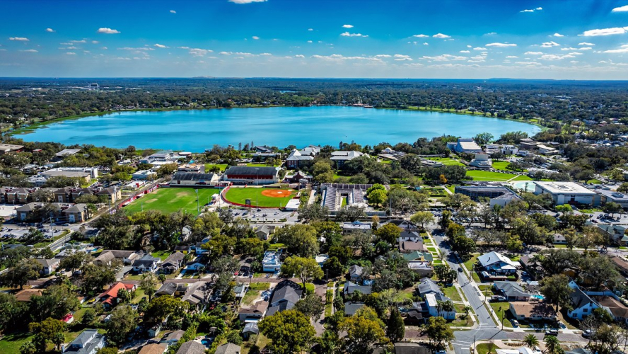 Short Sales Are Rising as Underwater Homeowners Try To Dodge Foreclosure
