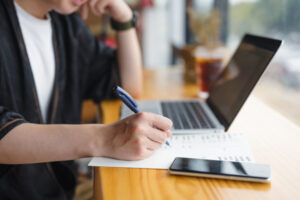 Ways to stay consistent on your agent social media without posting every day