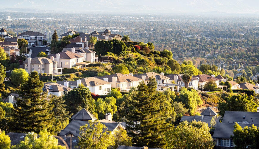 California Homeowners Have $627K in Equity-but It Buys More if They Leave