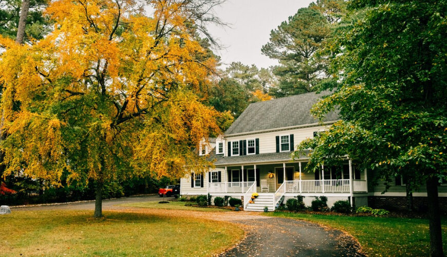 The Old Farmer’s Almanac Fall 2026 Outlook: What Homeowners Should Know