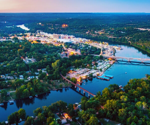 Missouri HOA President Is Accused of Diverting $30,000 to Fix Her Own Condo