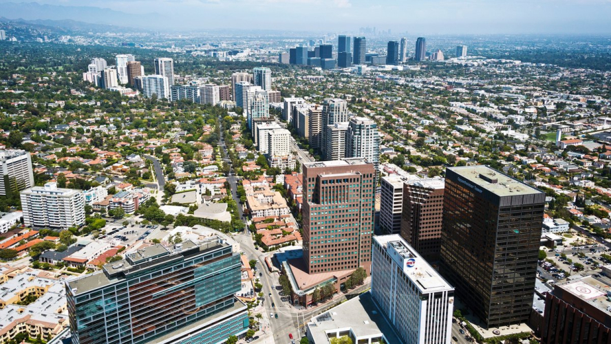 Los Angeles Luxury Condo Market Heats Up as Wealthy Buyers Move In