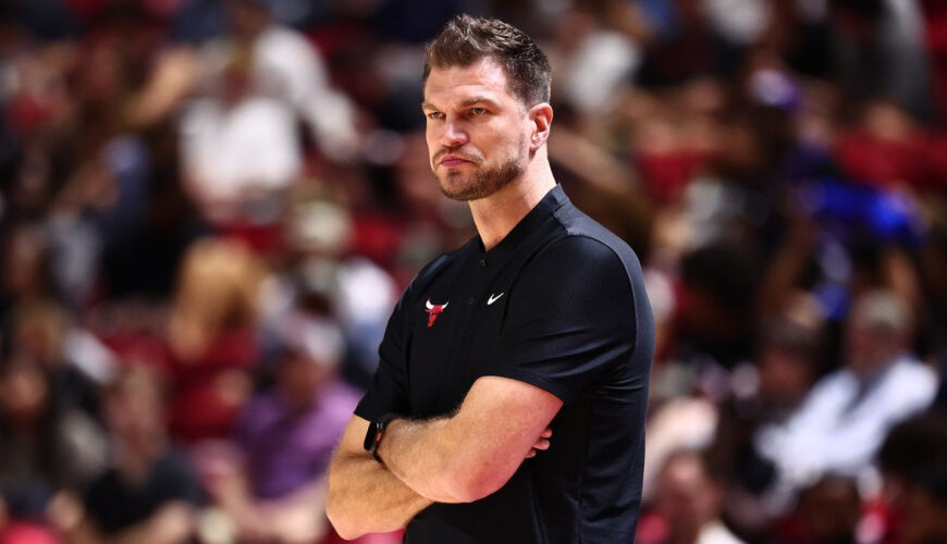 EXCLUSIVE: NBA Coach Tiago Splitter Lists His Portland Home for $3.5 Million-2 Months After Move to Chicago Bulls
