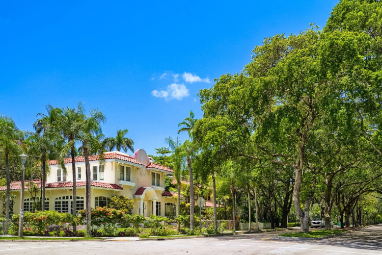 Miami Inventory Tightens While Prices Stay Well Above the National Average