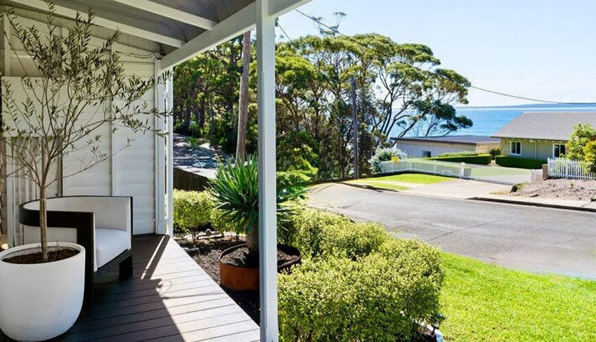 ‘Cash Buyer’ Snaps Up Beach Cottage After $1M Price Drop
