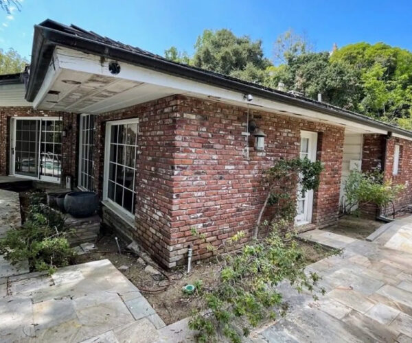 Elizabeth Taylor’s Home Saved From Demolition-Bedroom Will Be Preserved as She Left It in $47M Restoration