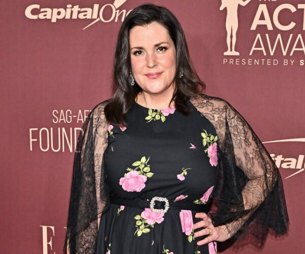 Melanie Lynskey Admits She Can’t Afford a Home in Her Native New Zealand