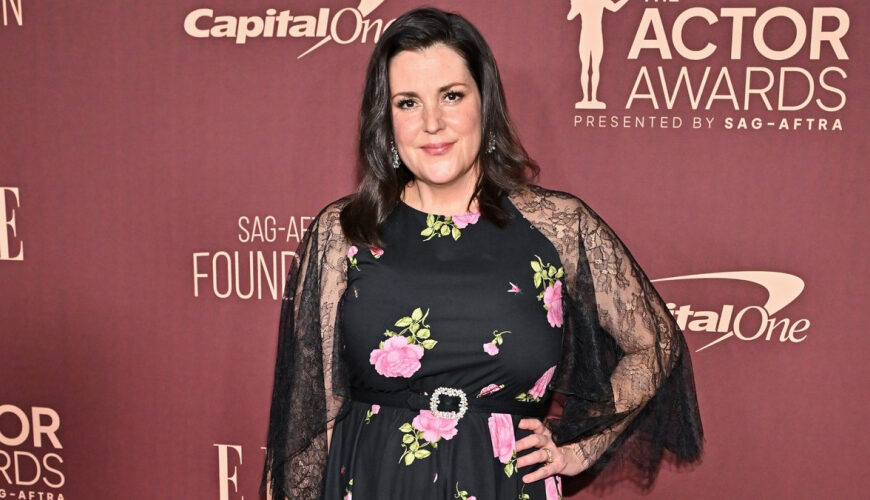 Melanie Lynskey Admits She Can’t Afford a Home in Her Native New Zealand