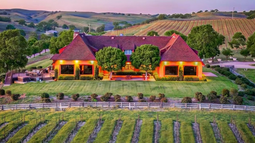 Late ‘Jeopardy!’ Host Alex Trebek’s Former Horse Farm in California Sells for $16.9 Million