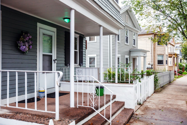 New Haven Inventory Climbs, but Buyers Still Face a Fast Market