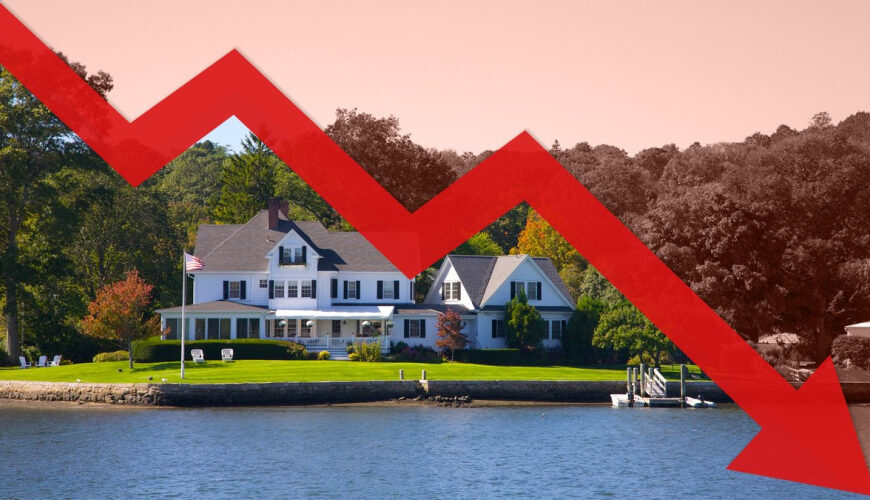 Mortgage Applications Plunge as Rates Rise and Fed Prepares To Hike