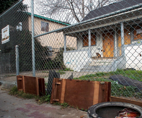 Florida, Texas, and California Lead the Nation in Foreclosure Starts