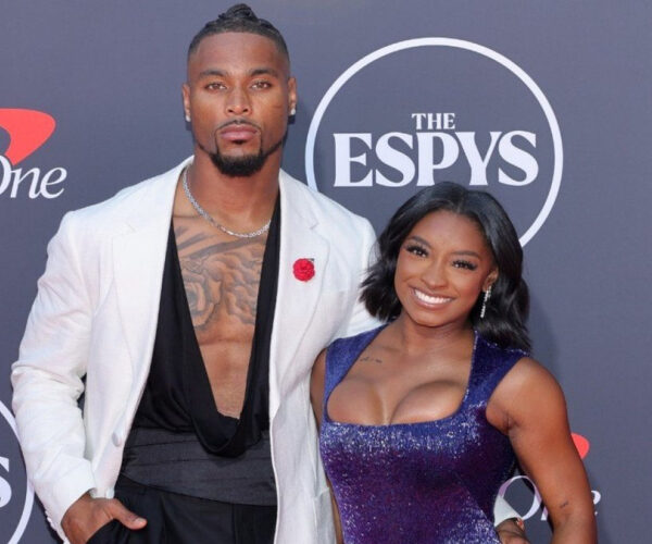 Simone Biles Reveals How She Cheers On Jonathan Owens From Their Texas Home