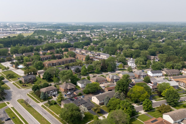 Indianapolis Buyers Hold the Leverage as Inventory Surges and Prices Drop