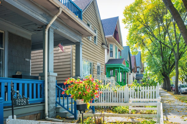 Milwaukee Inventory Grows but Homes Still Move Fast