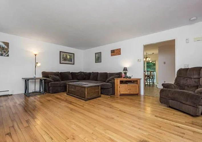 9 Pine Tree Ln, Hubbardston, MA 01452 | Realtor.com®