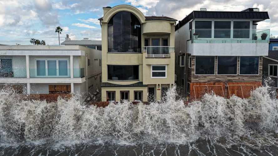 PHOTOS: King Tides Tear Down Coastal Homes in Florida and California
