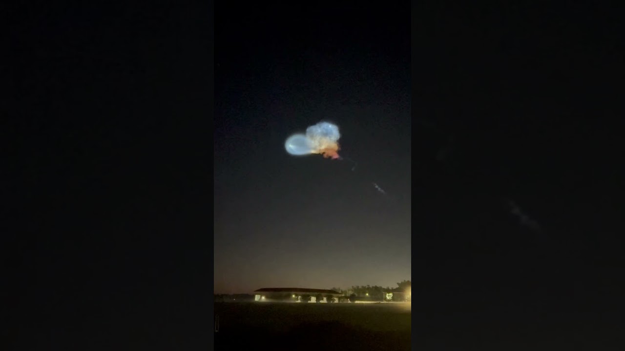 Did you see this jellyfish in the sky?  The Space X launch was beautiful.